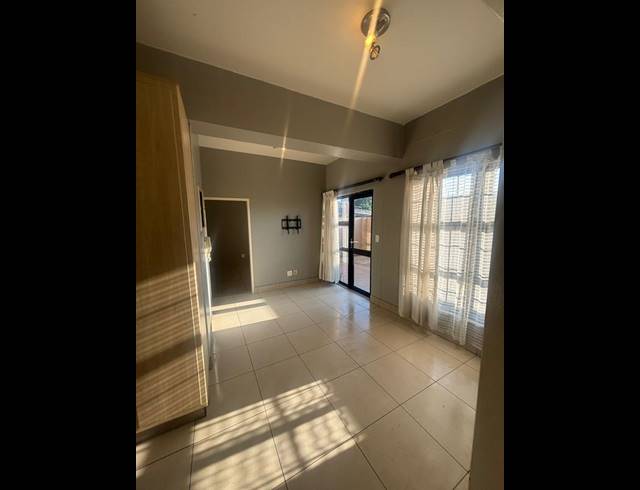 2 BEDROOM PROPERTY TO RENT IN MILPARK